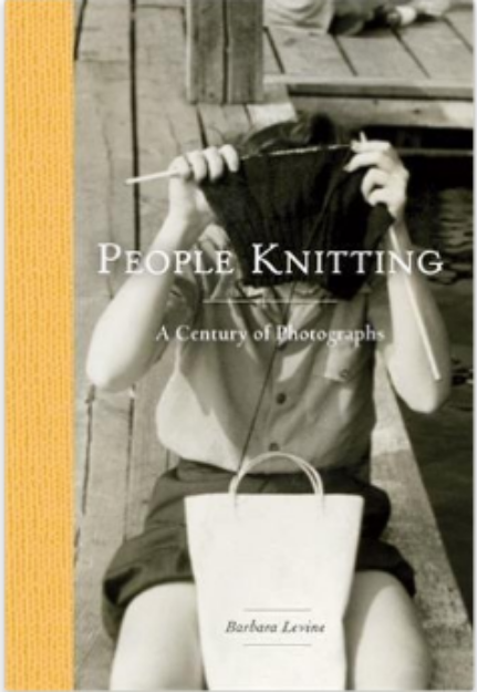 Bild von LEVINE People Knitting