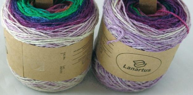 LANARTUS COSMOS SOCK HAND PAINTED 3