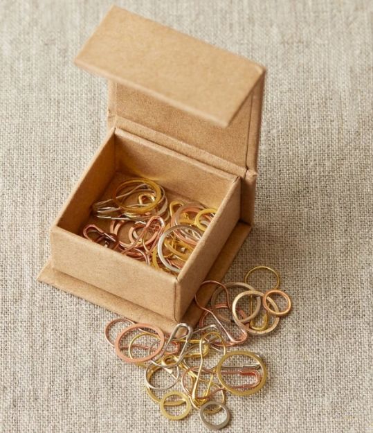 Bild von COCOKNITS Precious Metal Stitch Markers